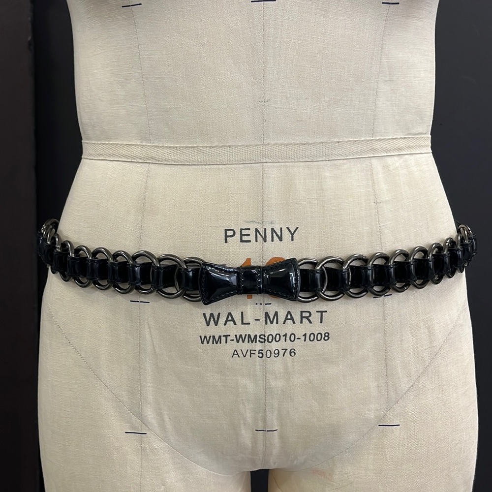 MNG MANGO Vintage Chic Punk Belt Patent Leather